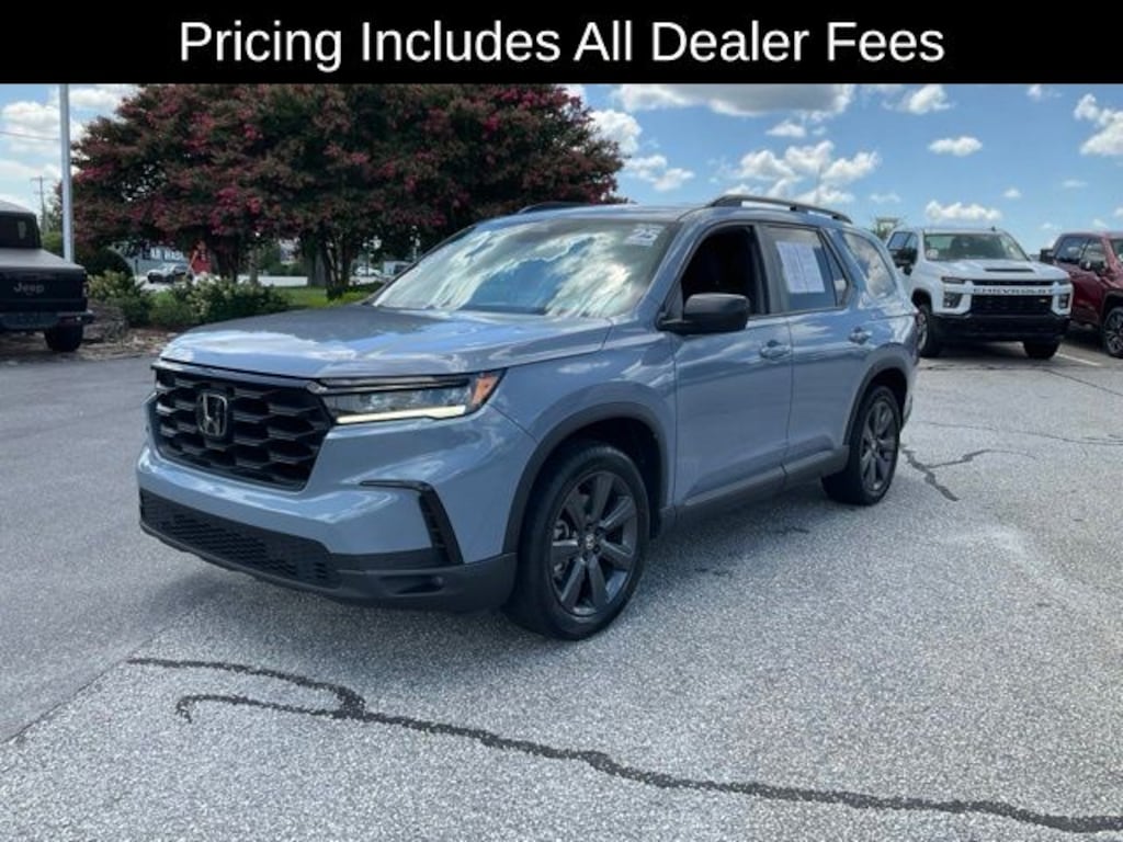 Used 2025 Honda Pilot Sport SUV
