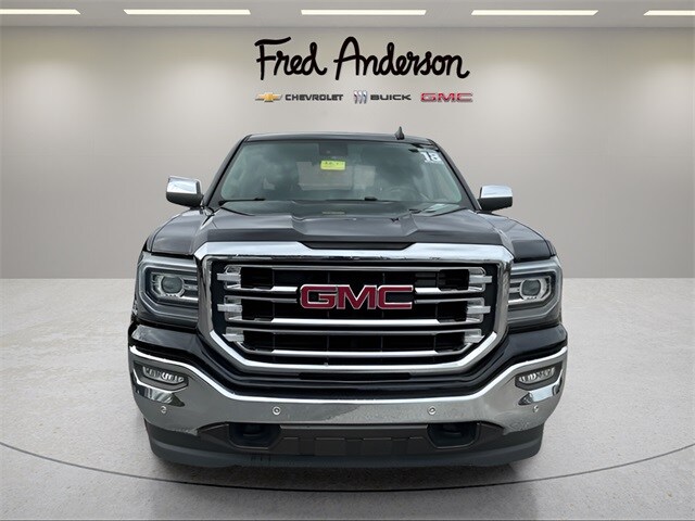 2018 Gmc Sierra 1500 SLT photo 2