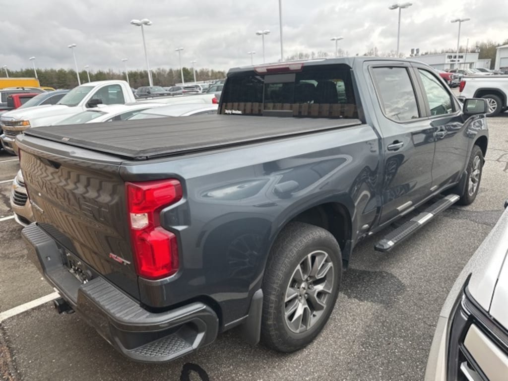 Used 2021 Chevrolet Silverado 1500 RST Truck