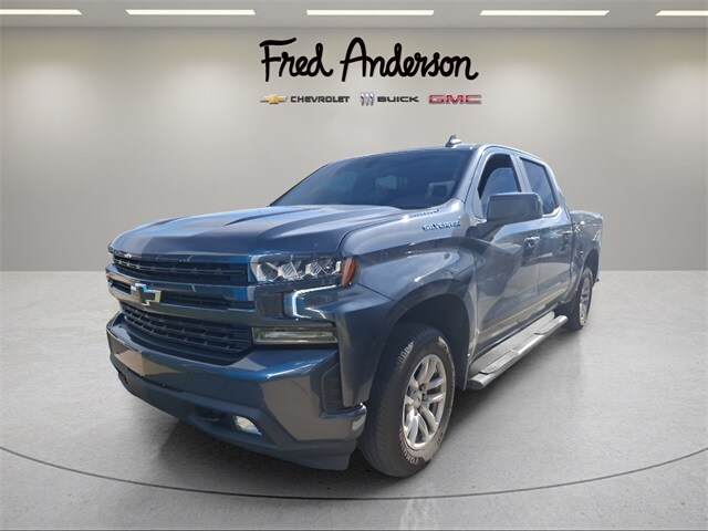 2021 Chevrolet Silverado 1500 RST photo 2