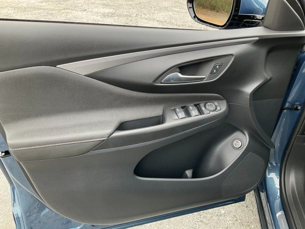 New 2026 Buick Envista Avenir SUV