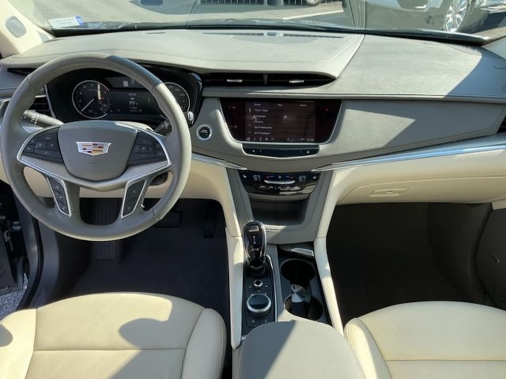 Used 2023 Cadillac XT5 Premium Luxury SUV