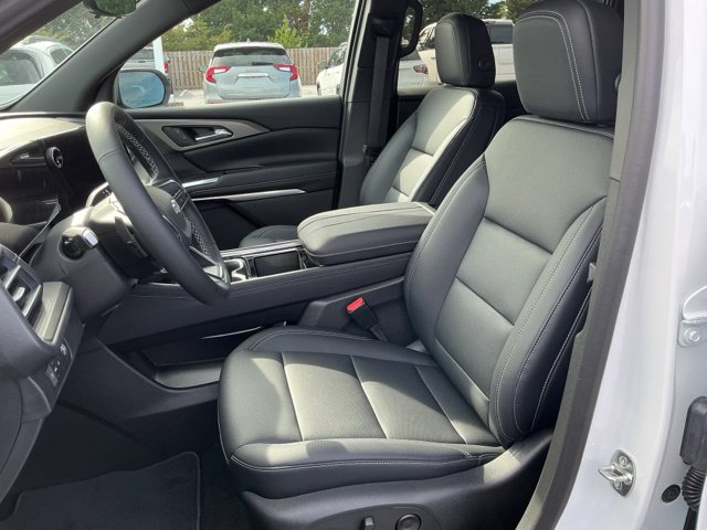 New 2027 Chevrolet Traverse LT SUV