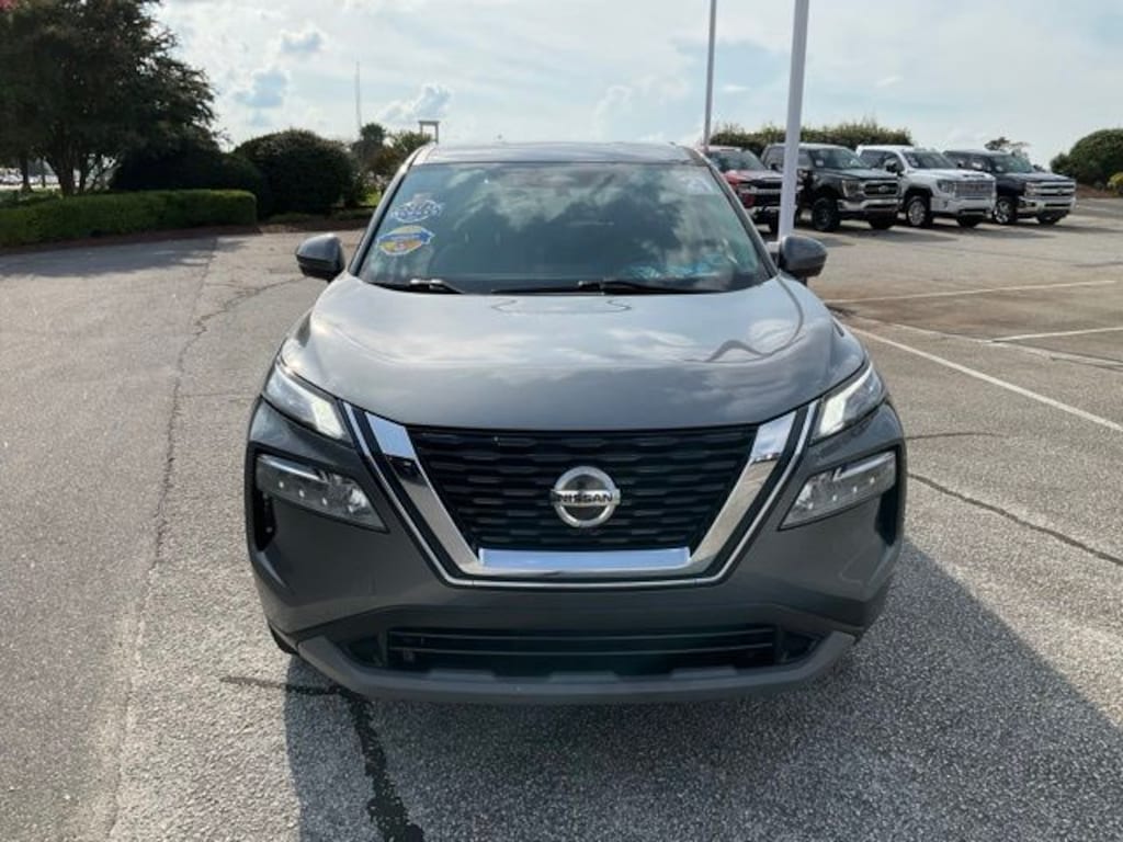 Used 2021 Nissan Rogue SV SUV