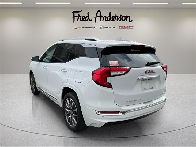 2023 Gmc Terrain Denali photo 3