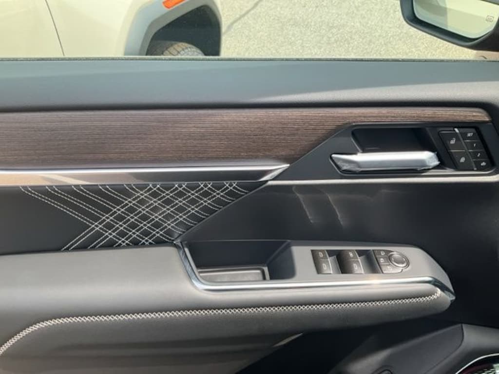 New 2026 GMC Acadia Denali SUV