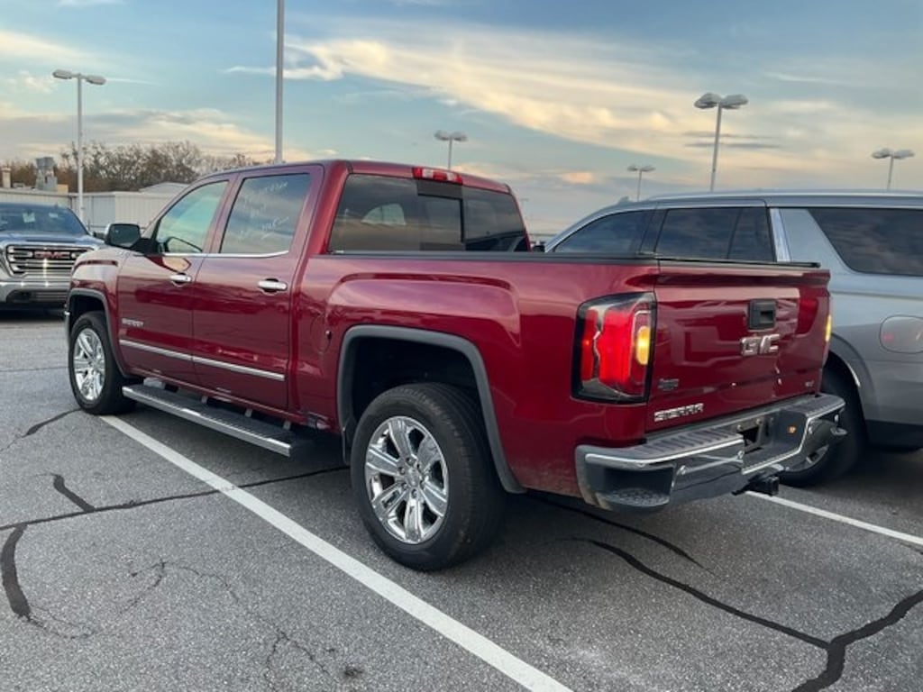 Used 2018 GMC Sierra 1500 SLT Truck