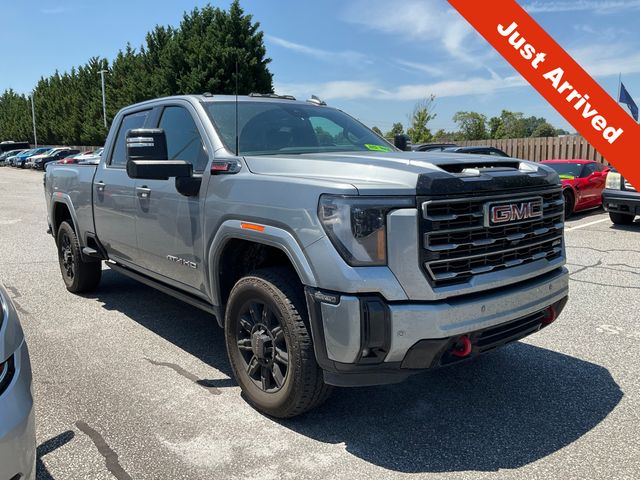 2025 GMC Sierra 4WD Crew Cab Standard Box AT4's photo