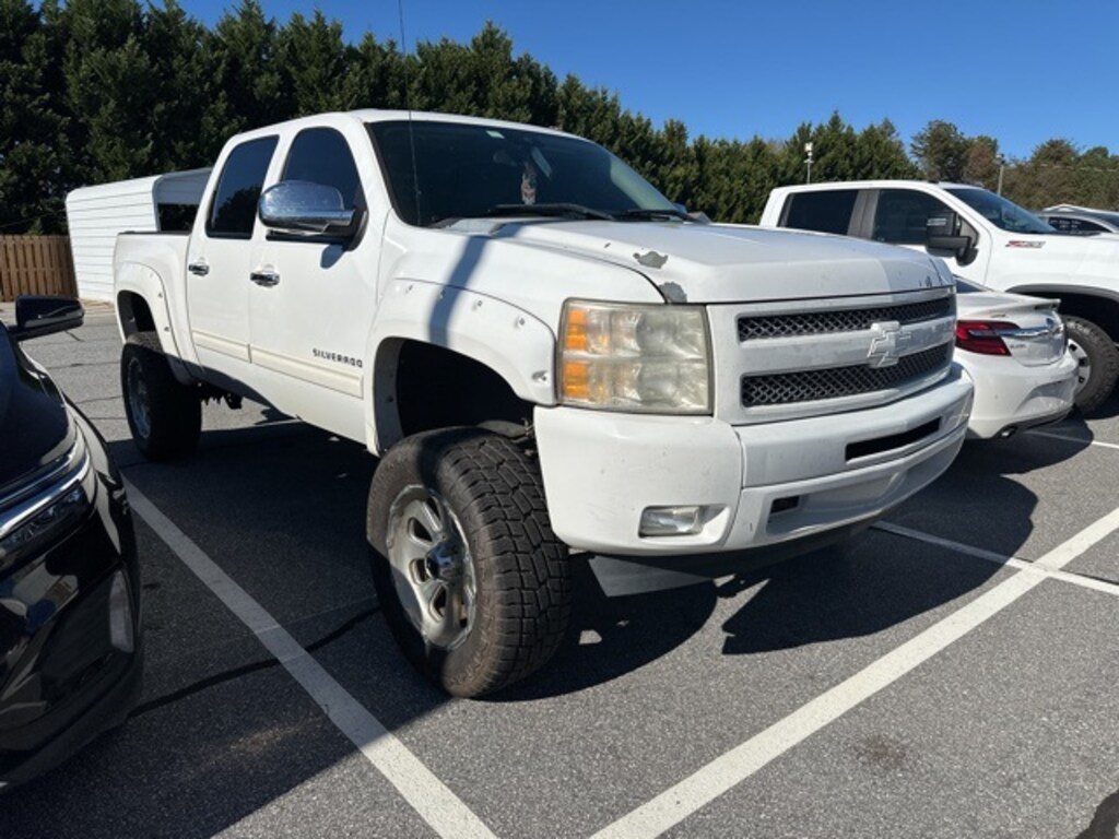 Used 2010 Chevrolet Silverado 1500 LT Truck