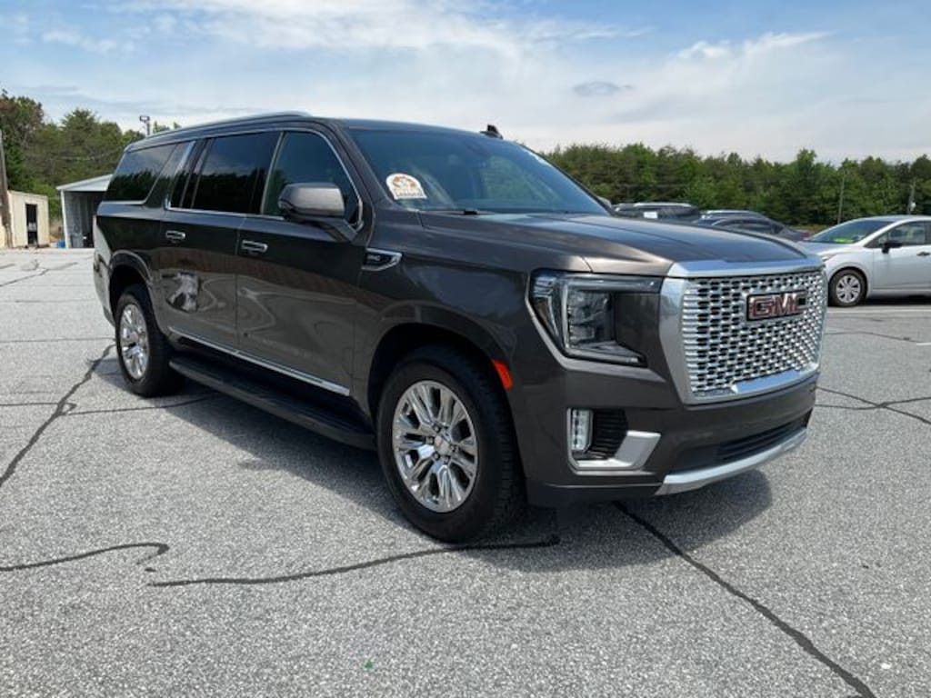 Used 2021 GMC Yukon XL Denali SUV