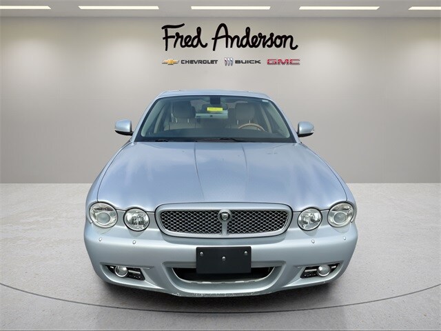 2008 Jaguar XJ 8 Base photo 2