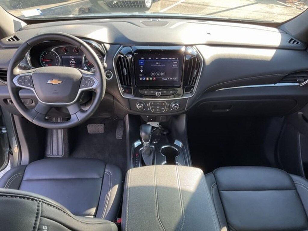 Used 2023 Chevrolet Traverse LT Leather SUV