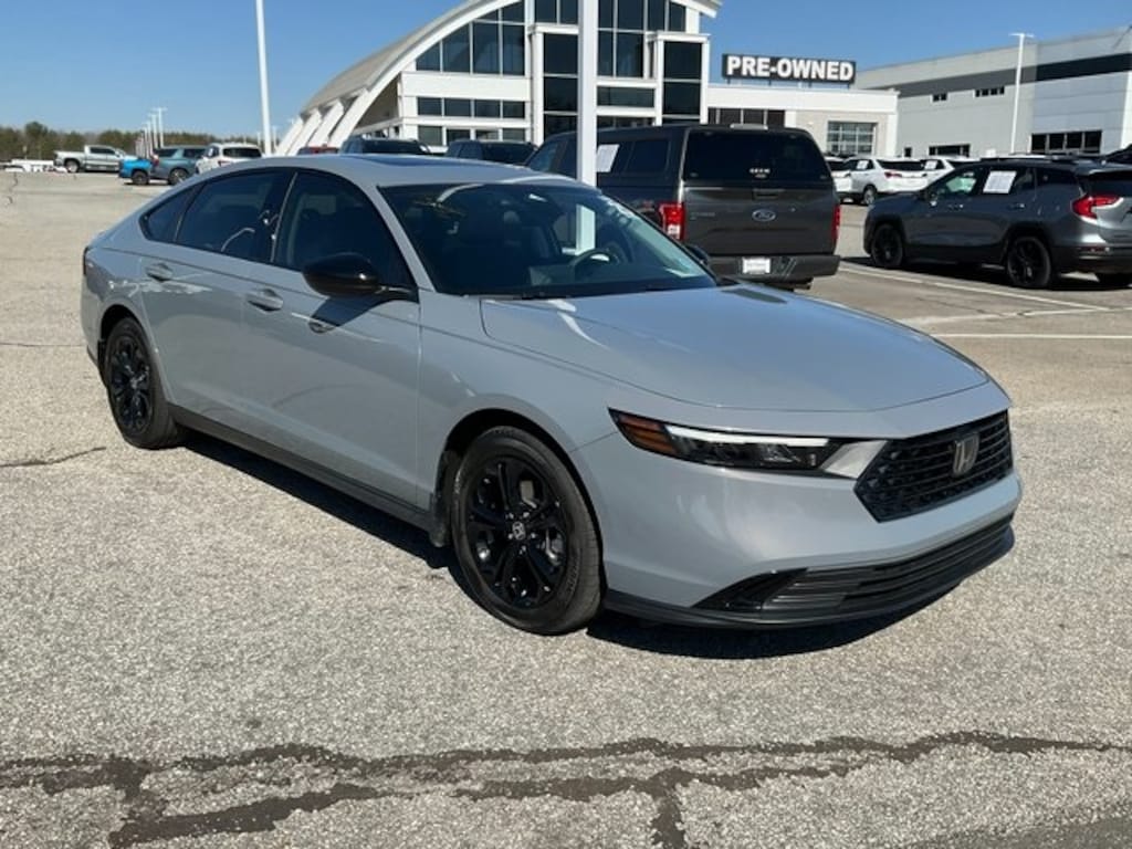 Used 2025 Honda Accord SE Sedan