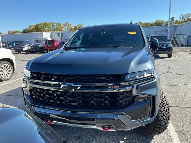 2021 Chevrolet Tahoe Z71 photo 2