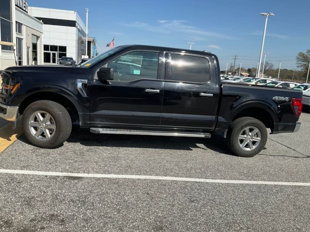 Used 2025 Ford F-150 XLT Truck