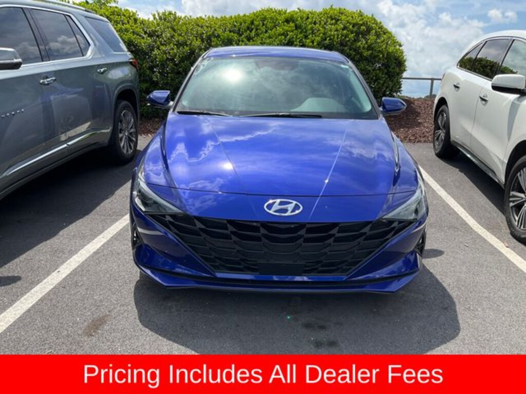 Used 2023 Hyundai Elantra SEL Sedan