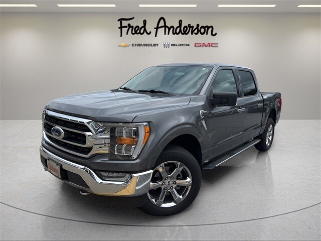 2021 Ford F-150 XLT photo 2