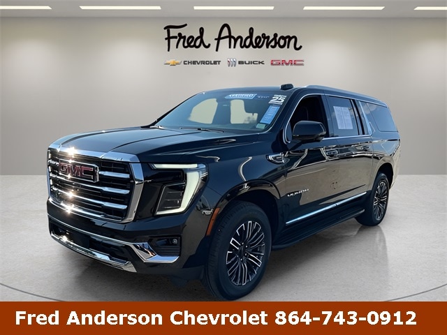 2025 GMC Yukon XL Elevation's photo