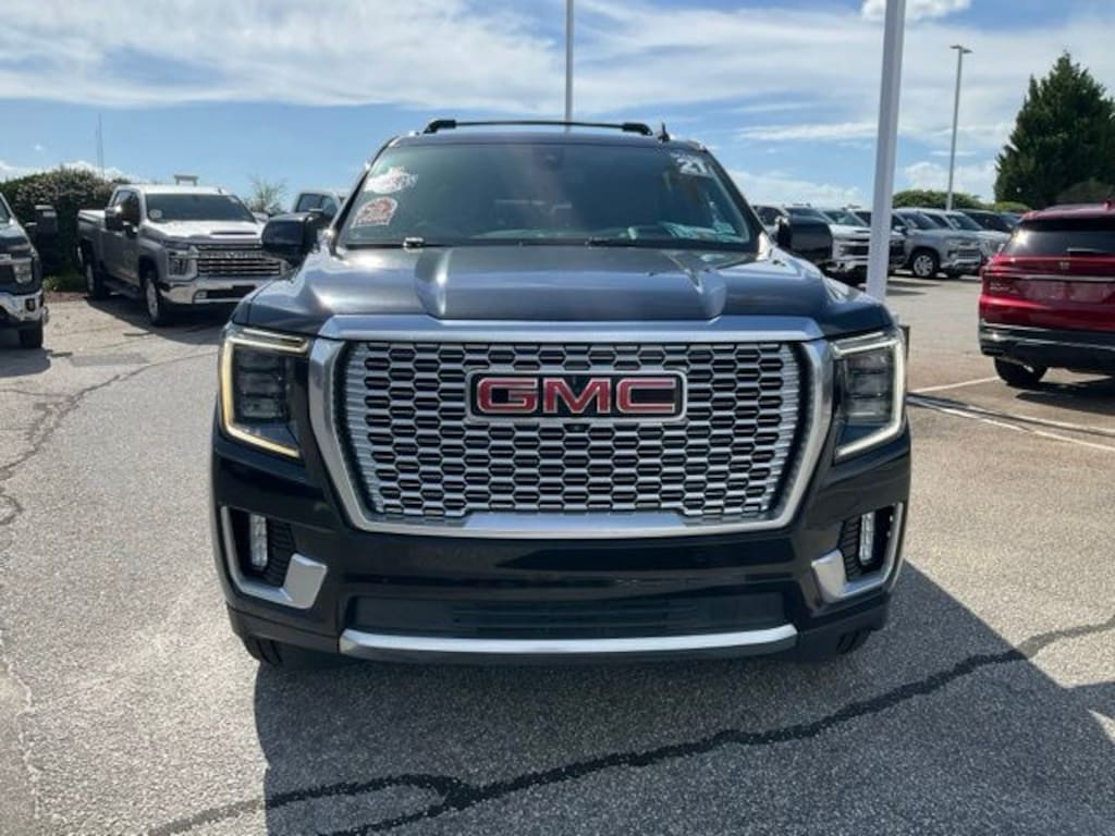 Used 2021 GMC Yukon XL Denali SUV