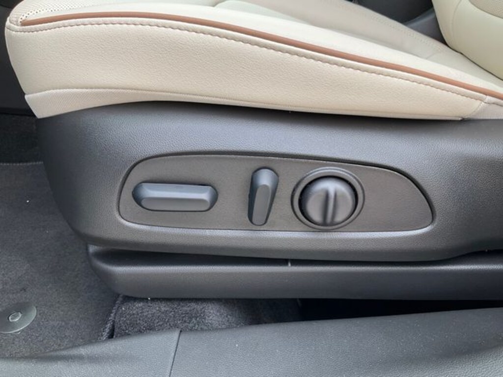 New 2026 Buick Encore GX Avenir SUV