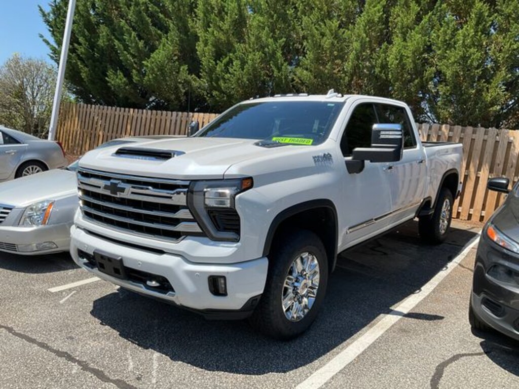 Used 2024 Chevrolet Silverado 2500HD High Country Truck