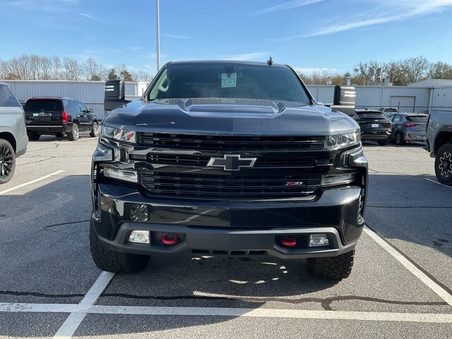 2022 Chevrolet Silverado 1500 LT Trail Boss photo 2