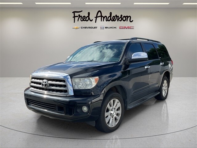 2011 Toyota Sequoia Platinum photo 3