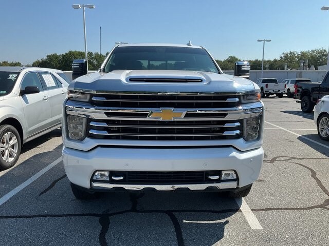 2023 Chevrolet Silverado 2500HD High Country photo 2