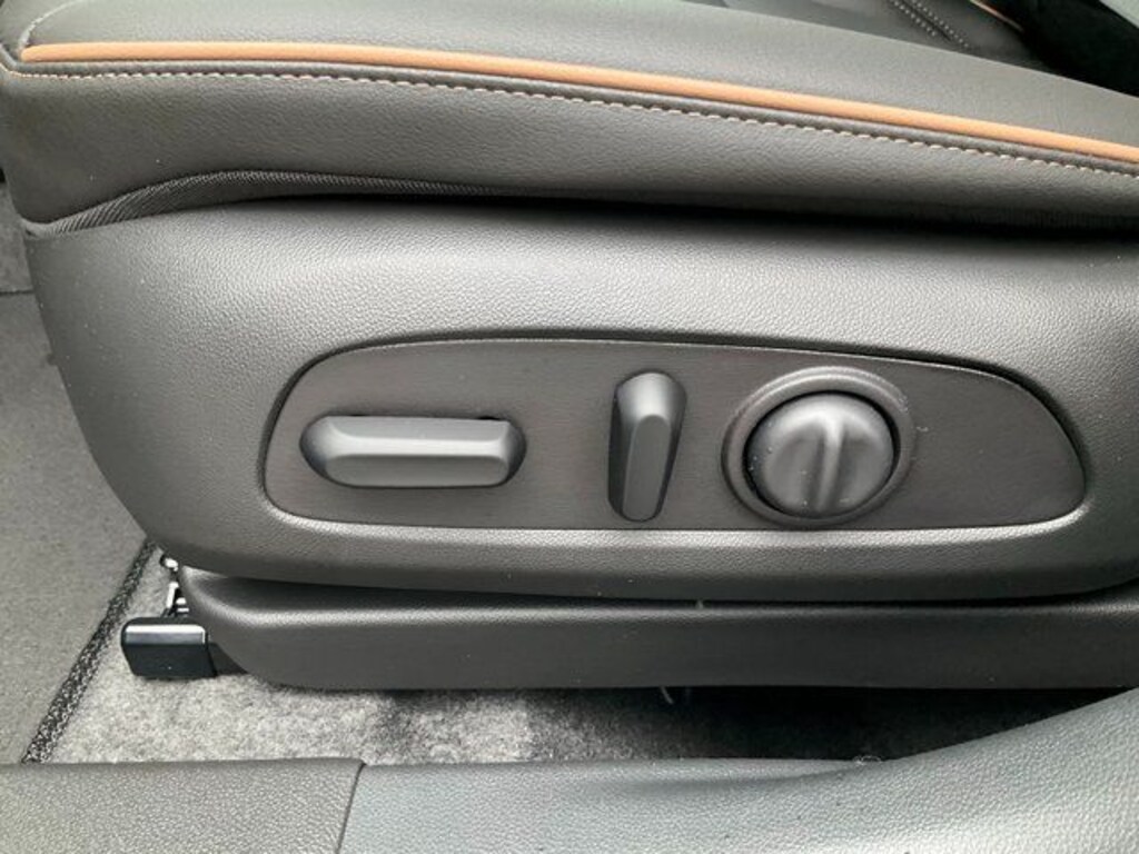 New 2026 Buick Envista Avenir SUV