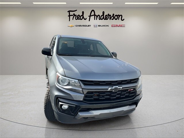 2022 Chevrolet Colorado Z71 photo 2