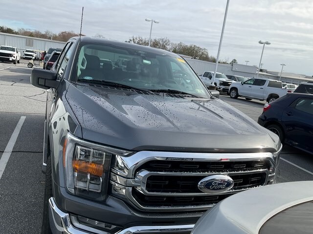 2021 Ford F-150 XLT photo 2