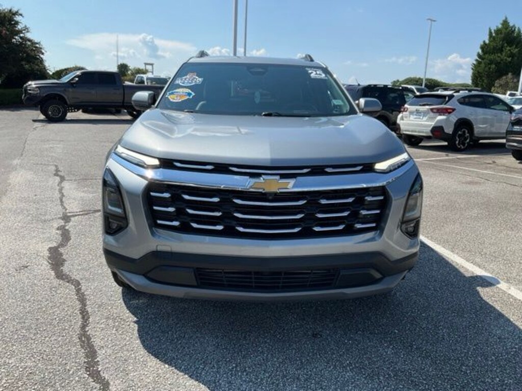Used 2025 Chevrolet Equinox LT SUV