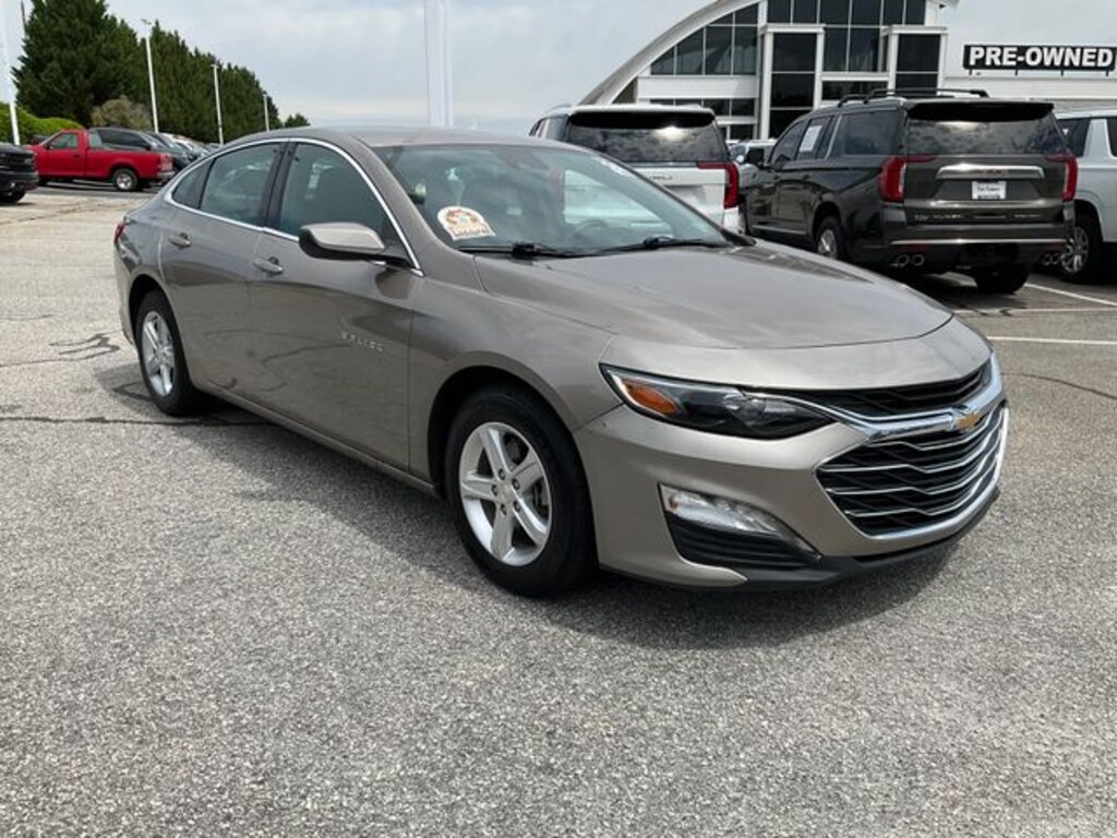 Used 2024 Chevrolet Malibu LT Sedan