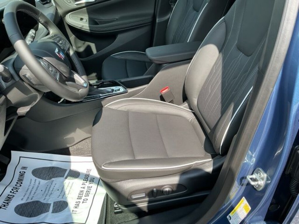 New 2026 Buick Encore GX Avenir SUV