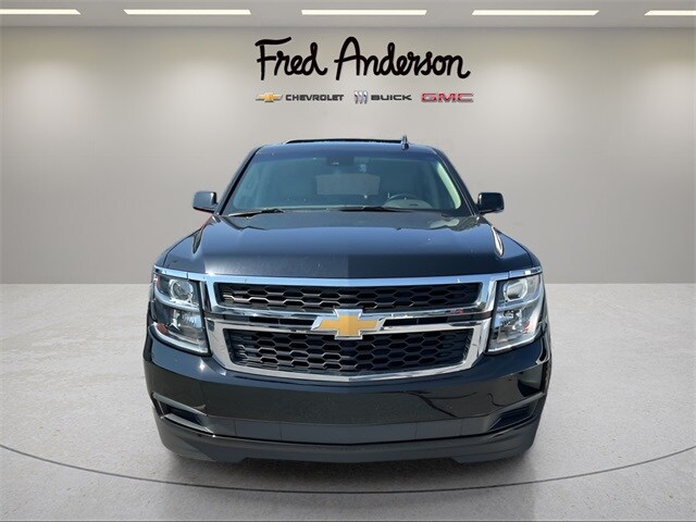 2019 Chevrolet Tahoe LT photo 2