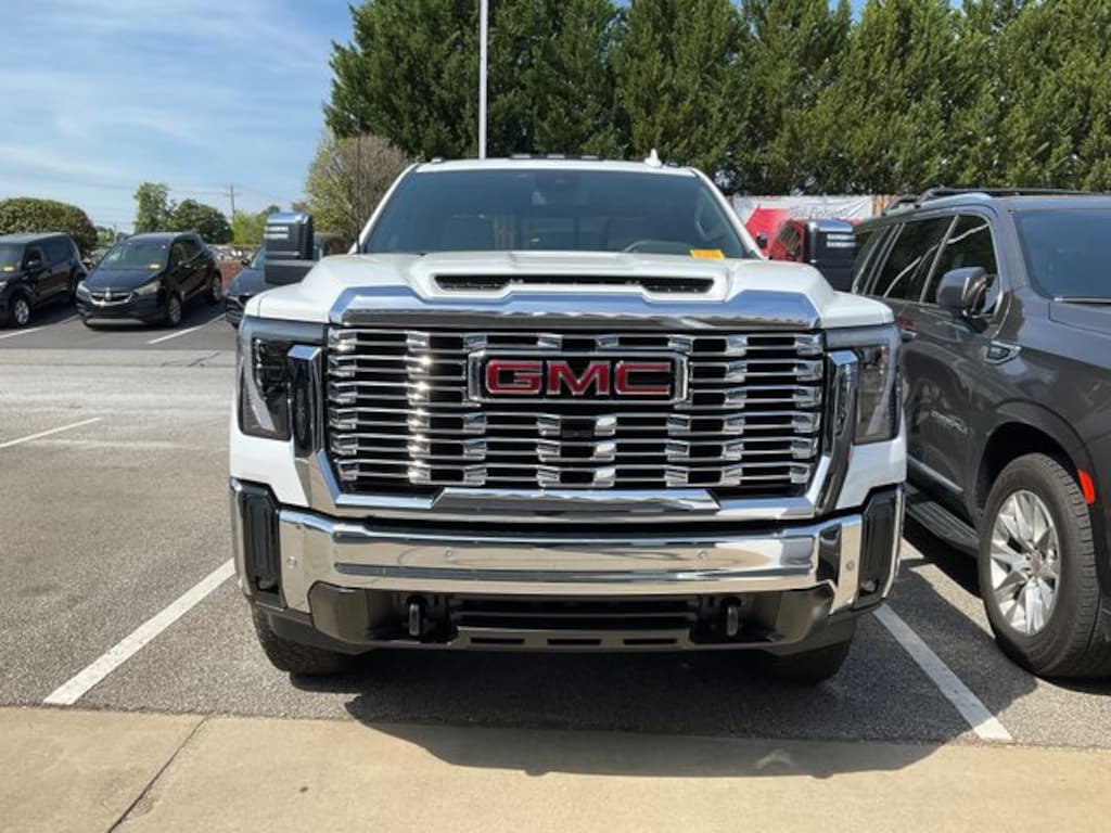 Used 2025 GMC Sierra 2500HD SLT Truck