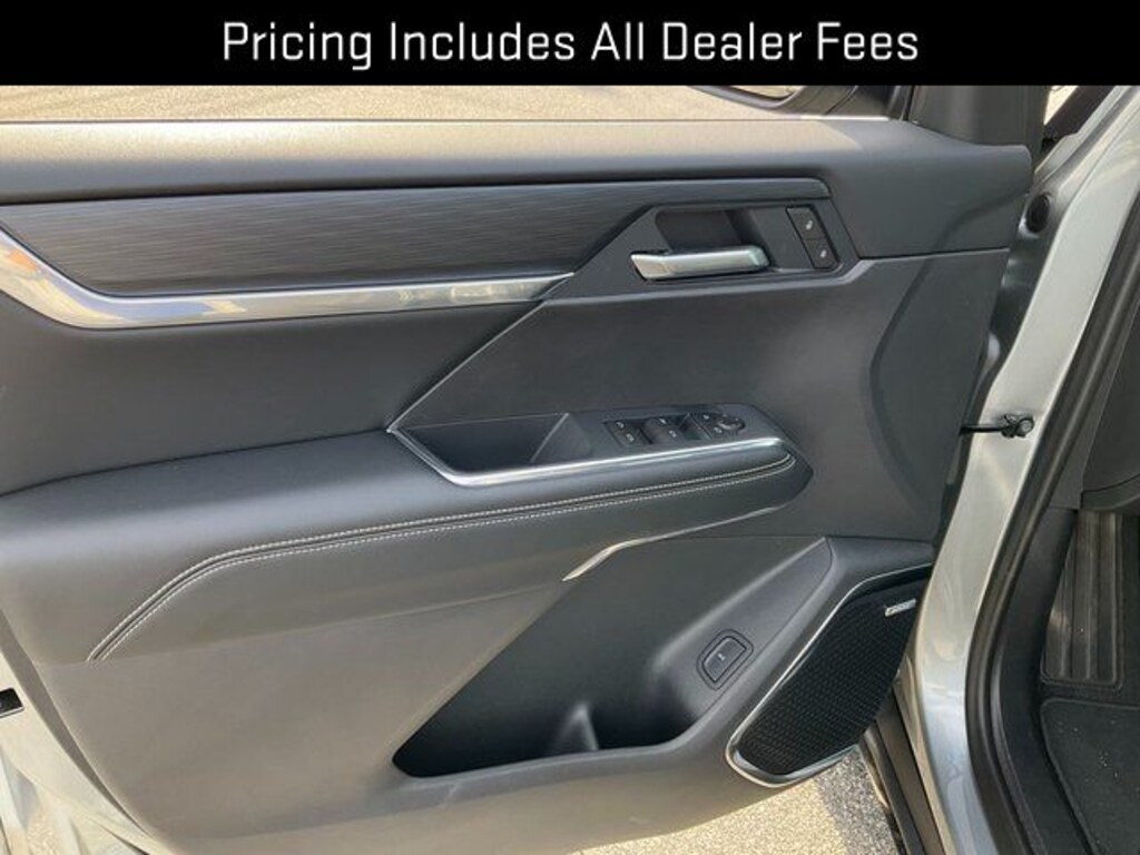 New 2025 GMC Acadia Elevation SUV