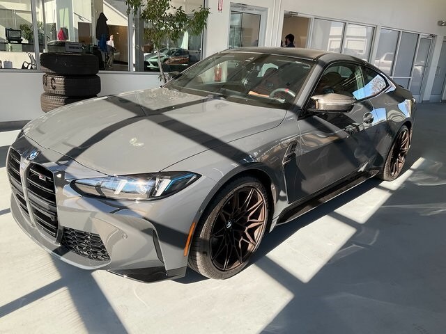 2025 Bmw M4 Competition xDrive photo 3