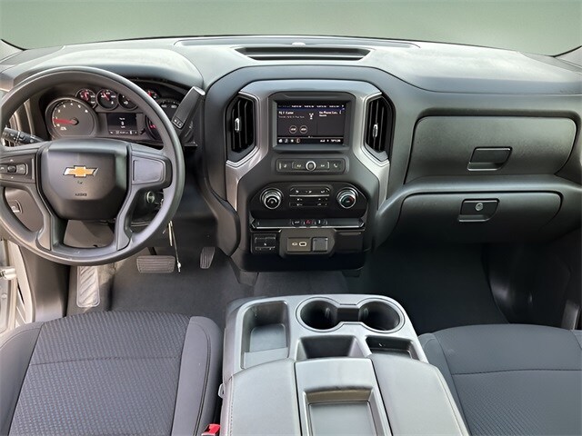 2023 Chevrolet Silverado 2500HD Custom photo 4