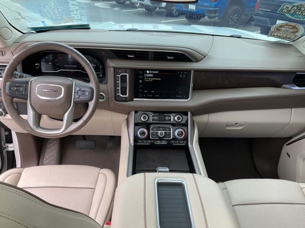 Used 2022 GMC Yukon XL Denali SUV