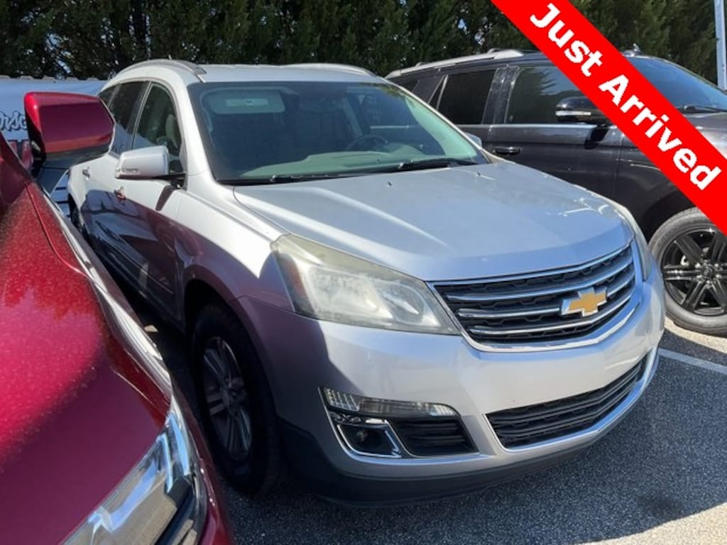 Used 2015 Chevrolet Traverse 2LT SUV