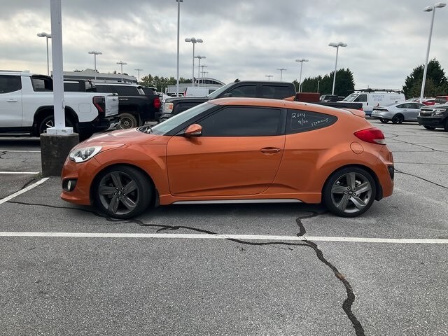 2014 Hyundai Veloster Turbo photo 3