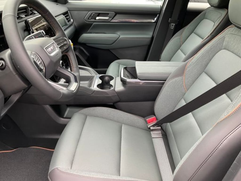 New 2026 GMC Terrain AT4 SUV