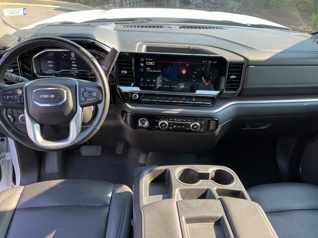2024 Gmc Sierra 1500 SLT photo 4