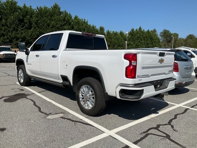 2023 Chevrolet Silverado 2500HD High Country photo 4