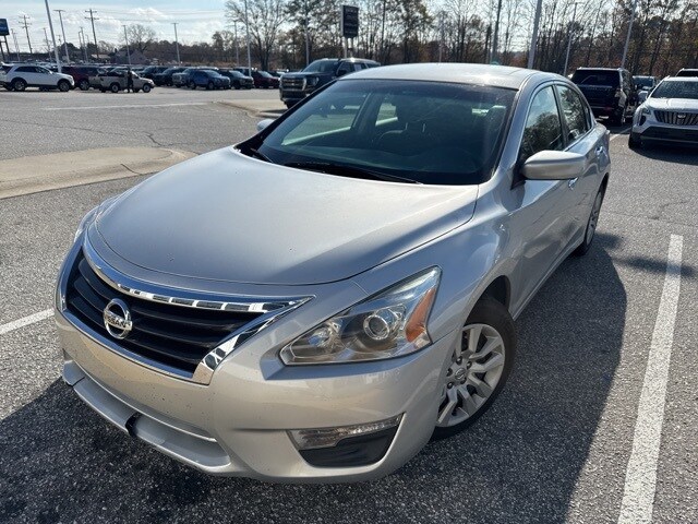 2015 Nissan Altima 2.5 S photo 3