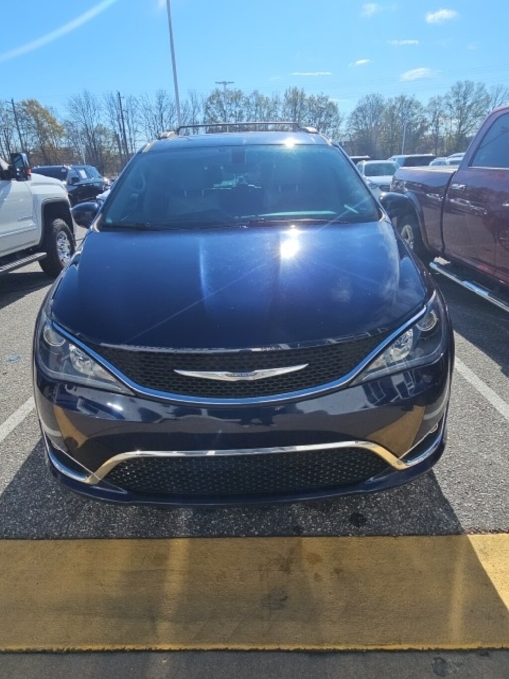 Used 2017 Chrysler Pacifica Touring L Minivan/Van