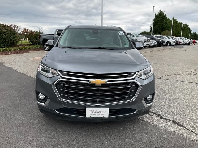 2020 Chevrolet Traverse Premier photo 2