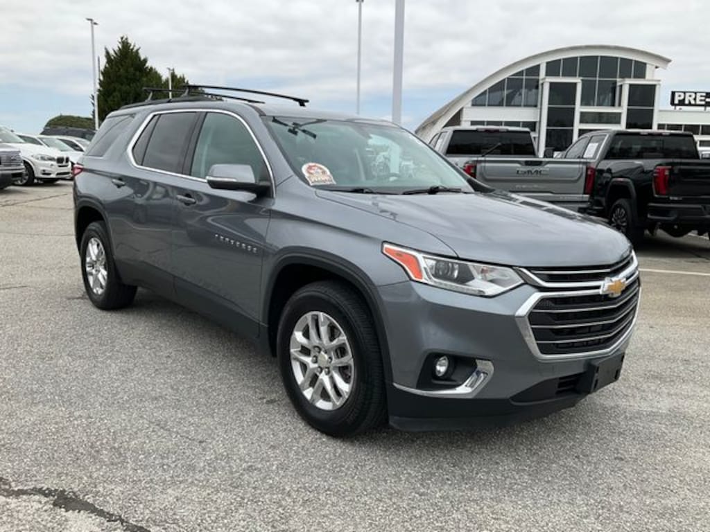 Used 2021 Chevrolet Traverse LT SUV