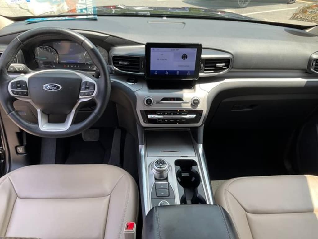 Used 2023 Ford Explorer XLT SUV